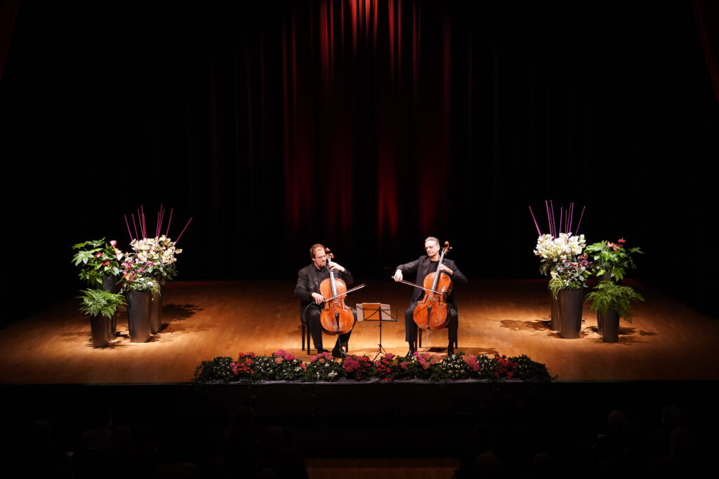 Cello Duello - Jens Peter Maintz und Wolfgang Emanuel Schmidt